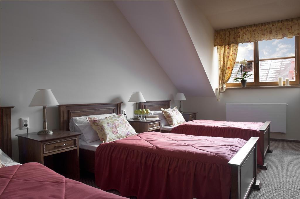 Velké Meziříčí Hotel Pod Zamkem חדר תמונה